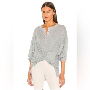 FP Movement by Free People Light Gray Crew Neck Sweater Medium